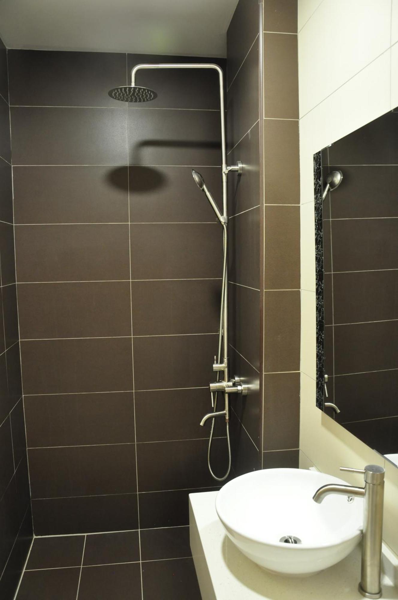 Frazel Inn Hotel Parit Buntar Bagian luar foto